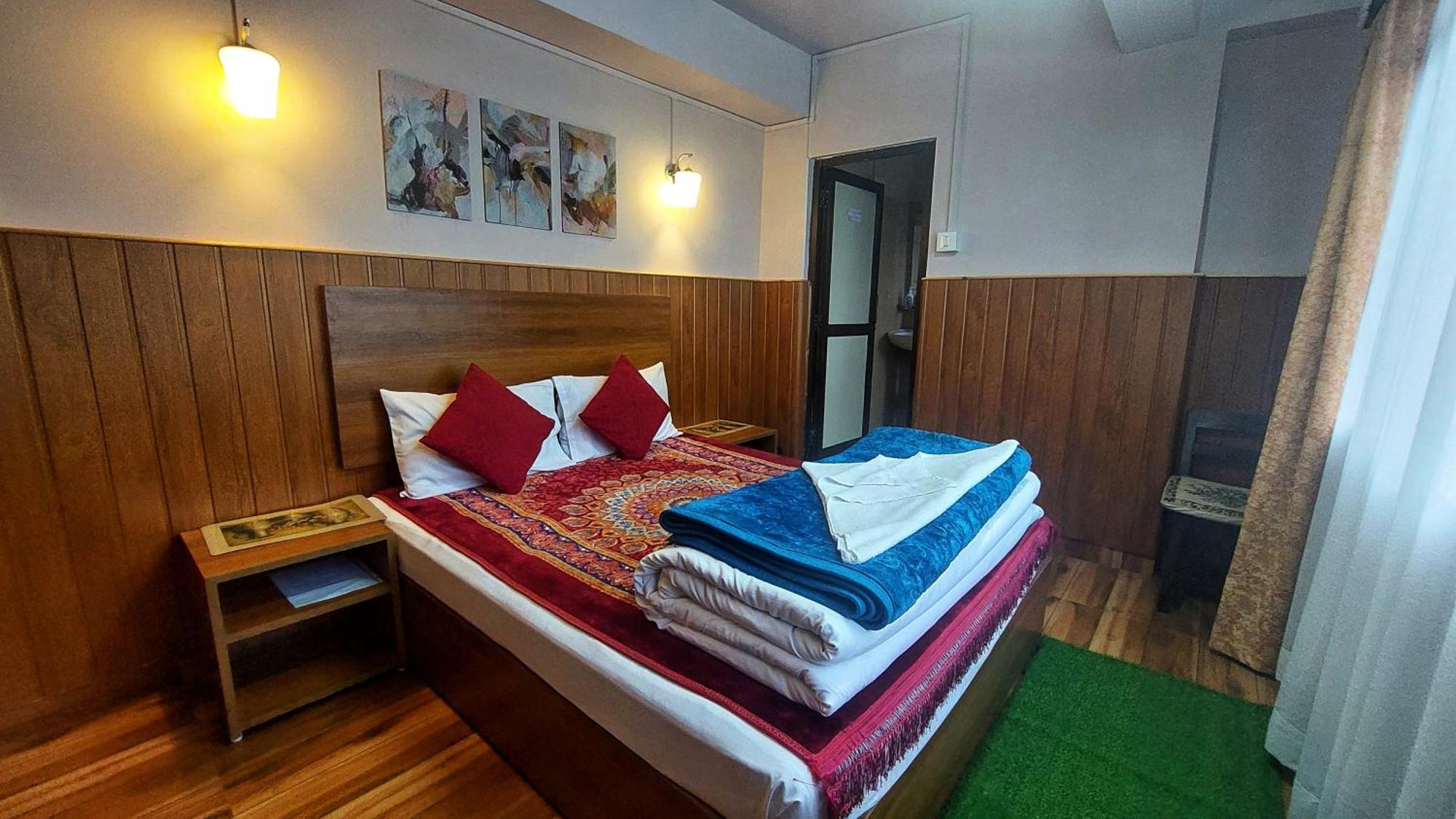 Indivar Homestay Darjeeling  Ngoại thất bức ảnh