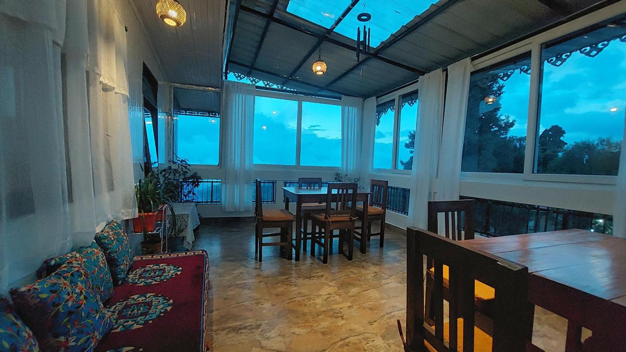 Indivar Homestay Darjeeling  Ngoại thất bức ảnh